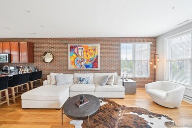 537 Lewis St unit 7A50, Birmingham, MI 48009 - photo 4