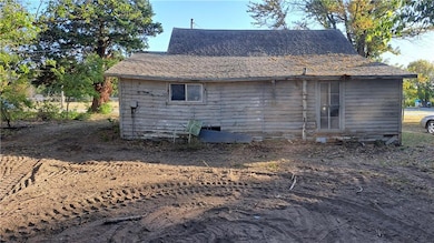 306 W 5th St, Longton, KS 67352 - photo 7