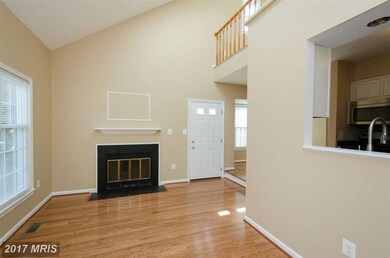 6368 Chimney Wood Ct, Alexandria, VA 22306 - photo 3