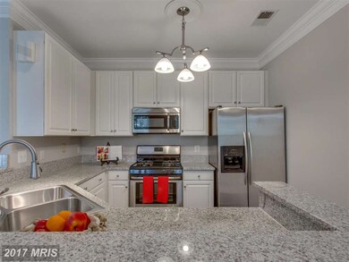 1714 Kingsgate Ct unit 301, Alexandria, VA 22302 - photo 7