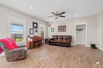 8783 N Kelliann Way, Manhattan, KS 66502 - photo 7