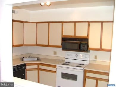 209 Highland Blvd unit B, New Castle, DE 19720 - photo 5