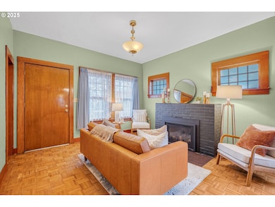 4633 NE 28th Ave, Portland, OR 97211 - photo 2