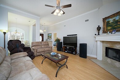 1810 Moonlight Dr, Abilene, TX 79606 - photo 7