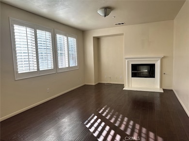 15341 Palm Leaf Ln, Fontana, CA 92336 - photo 5