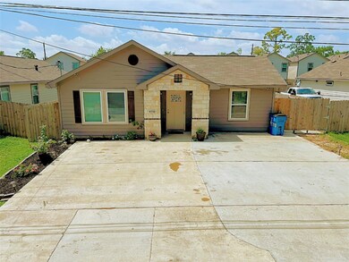 4518 Collins Rd, Houston, TX 77093 - photo 2