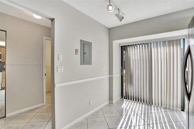 4615 Carambola Cir S unit 27232, Coconut Creek, FL 33066 - photo 7