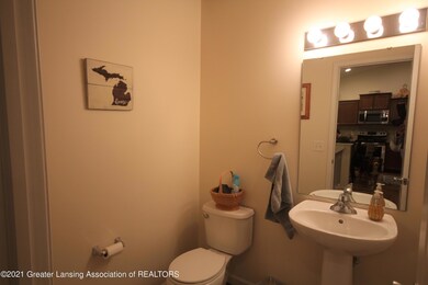 1/2 bath