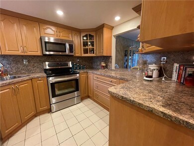 8503 Old Country Manor unit 322, Davie, FL 33328 - photo 5