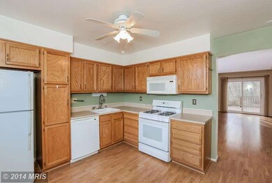 9262 Bellbeck Rd, Parkville, MD 21234 - photo 7