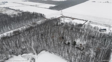 2792 Midway Ln, Saint Clair, MI 48079 - photo 2