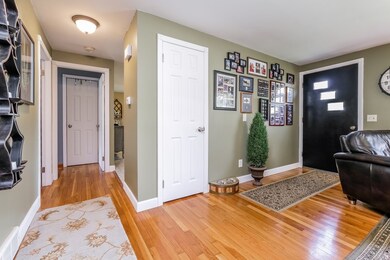 9 Brook St, South Hadley, MA 01075 - photo 3