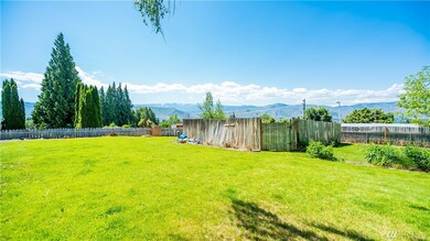 778 N Keller Ave, East Wenatchee, WA 98802 - photo 7