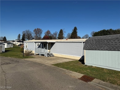 253 Lara Dr, Zanesville, OH 43701 - photo 3