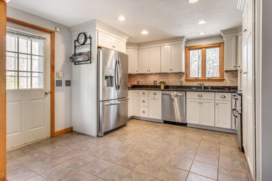 8_Kitchen