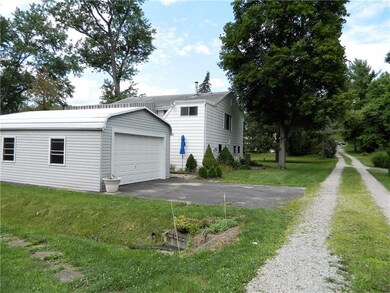 A view of the private lane leading to the home.  A
