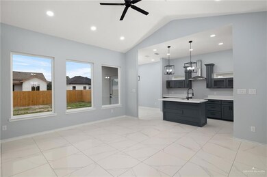 17857 Redwood St, Combes, TX 78552 - photo 3