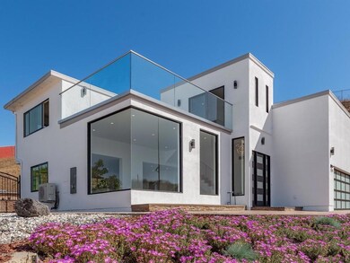 003_03-Exterior View