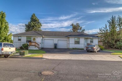 3077 NE Weddell St, Bend, OR 97701 - photo 3