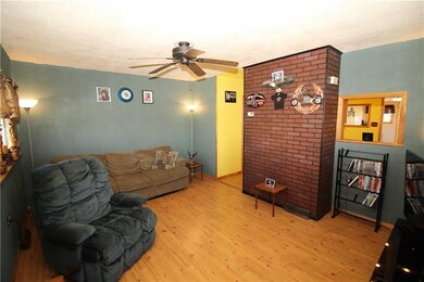 Spacious Living Room w/ Newer Flooring & Service O
