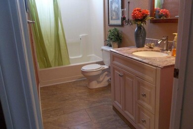 329 Martin St, Klamath Falls, OR 97601 - photo 5