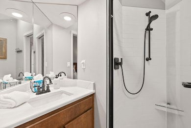 19717 SW Mount Bachelor Dr unit 154, Bend, OR 97702 - photo 6