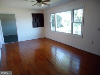 6505 Grays Mill Rd, Warrenton, VA 20187 - photo 4