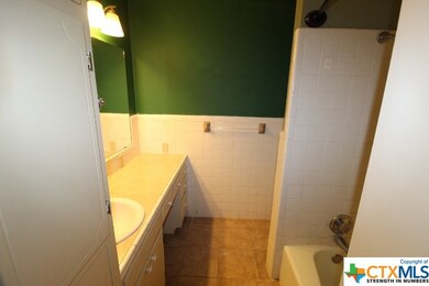 2114 Miles St, Copperas Cove, TX 76522 - photo 6