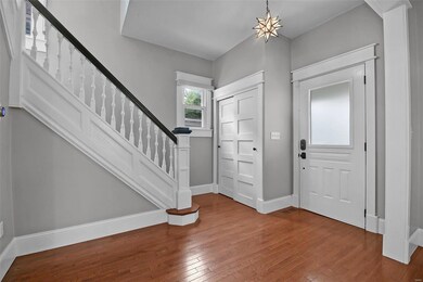 Entry Foyer
