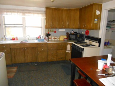 99 S 200 E unit (behind 95), Cedar City, UT 84720 - photo 7