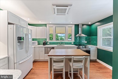 48 S Sproul Rd, Broomall, PA 19008 - photo 7