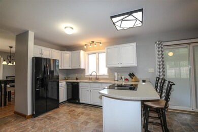 75 Hatfield Rd, Weare, NH 03281 - photo 6