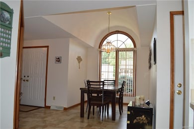 327 Daniel Dr, North Tonawanda, NY 14120 - photo 7