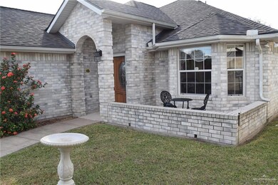801 Nada Dr, Alamo, TX 78516 - photo 2