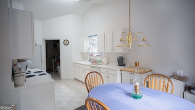 5437 Evergreen Forest Ct unit 11, Flowery Branch, GA 30542 - photo 7