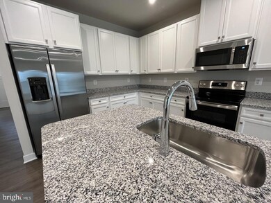 749 Raeann Dr, Greencastle, PA 17225 - photo 4