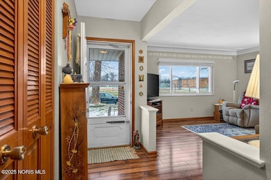 705 Regina Pkwy, Toledo, OH 43612 - photo 6