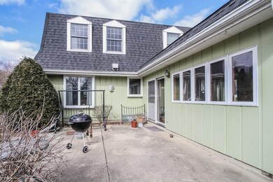 5N325 Oak Rd, Saint Charles, IL 60175 - photo 3