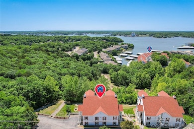 Great location by water and land both