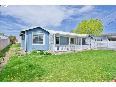 271 Cottonwood St, Mount Vernon, OR 97865 - photo 4