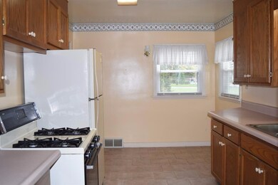 337 W Johnson Rd, La Porte, IN 46350 - photo 5