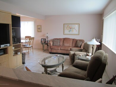446 Caswell Ave unit 1, Staten Island, NY 10314 - photo 4