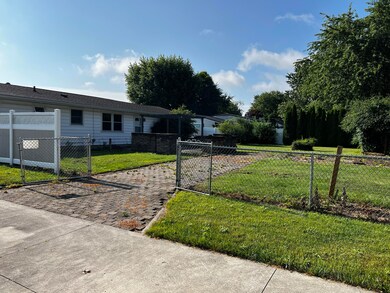 501 S Wagner Ave, Wapakoneta, OH 45895 - photo 6