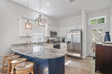 Breakfast Bar & Kitchen