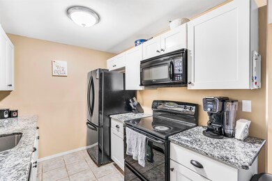 19 Blackstone Dr unit U1928, Nashua, NH 03063 - photo 6