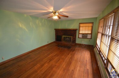 6249 SW Wanamaker Rd, Auburn, KS 66402 - photo 2