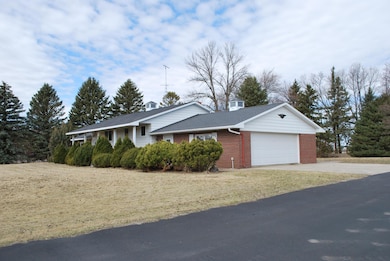 2404 State Highway 15, Truman, MN 56088 - photo 6