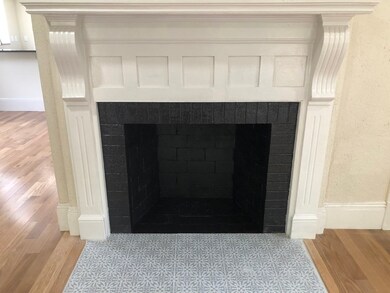 72 Beaconsfield Rd unit upper, Brookline, MA 02445 - photo 5