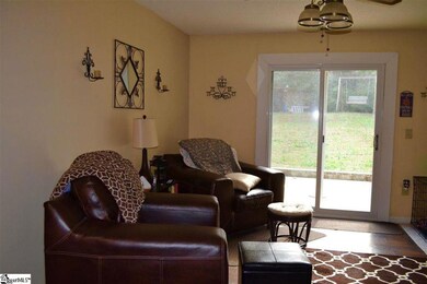 204 Highland St, Laurens, SC 29360 - photo 7