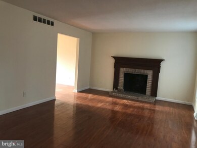 6056 Stevens Forest Rd, Columbia, MD 21045 - photo 5